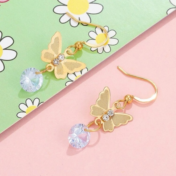 Rhinestone butterfly drop earrings - Picture 3 of 4